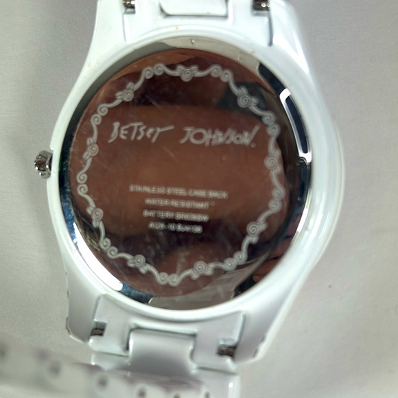 Betsey Johnson Watch - Picture 6 of 9